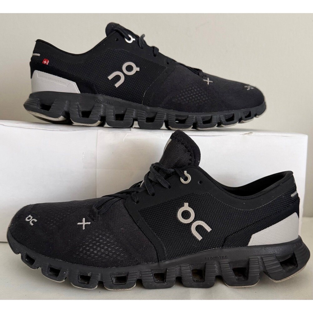 On Cloud X 3 Black - Women - Size 10